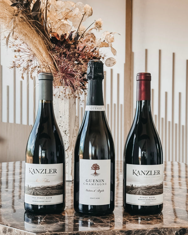 Limited Edition Holiday Wine Set