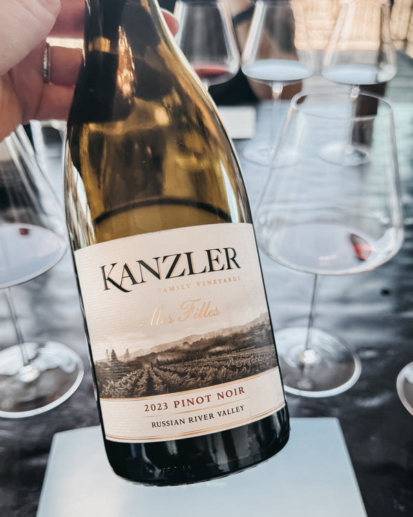 Limited Edition Holiday Wine Set