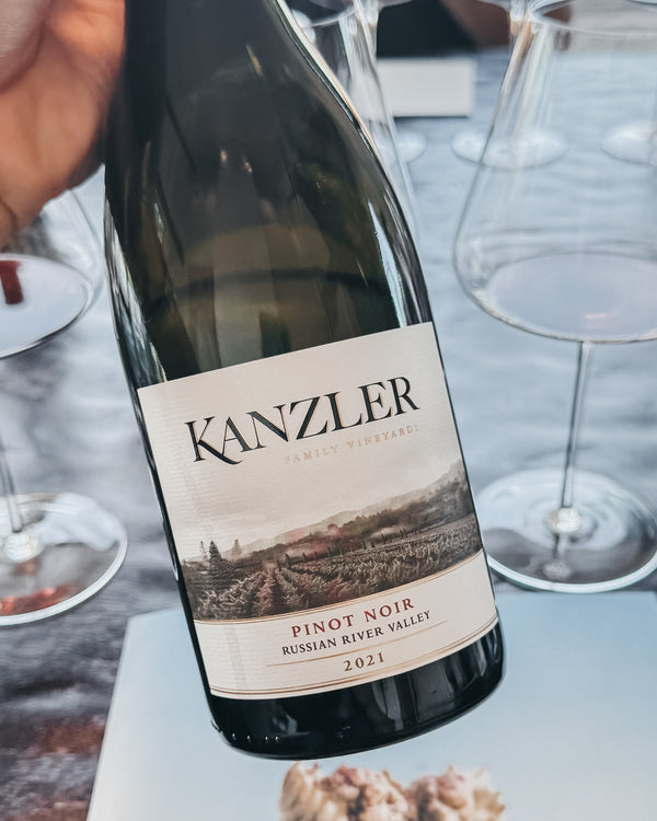 Limited Edition Holiday Wine Set