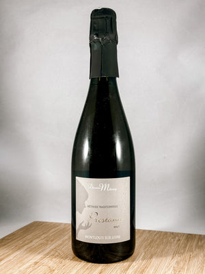 Mosny Cremant, part of our monthly champagne club, wine delivery, unique gift ideas, send bubbles gifts