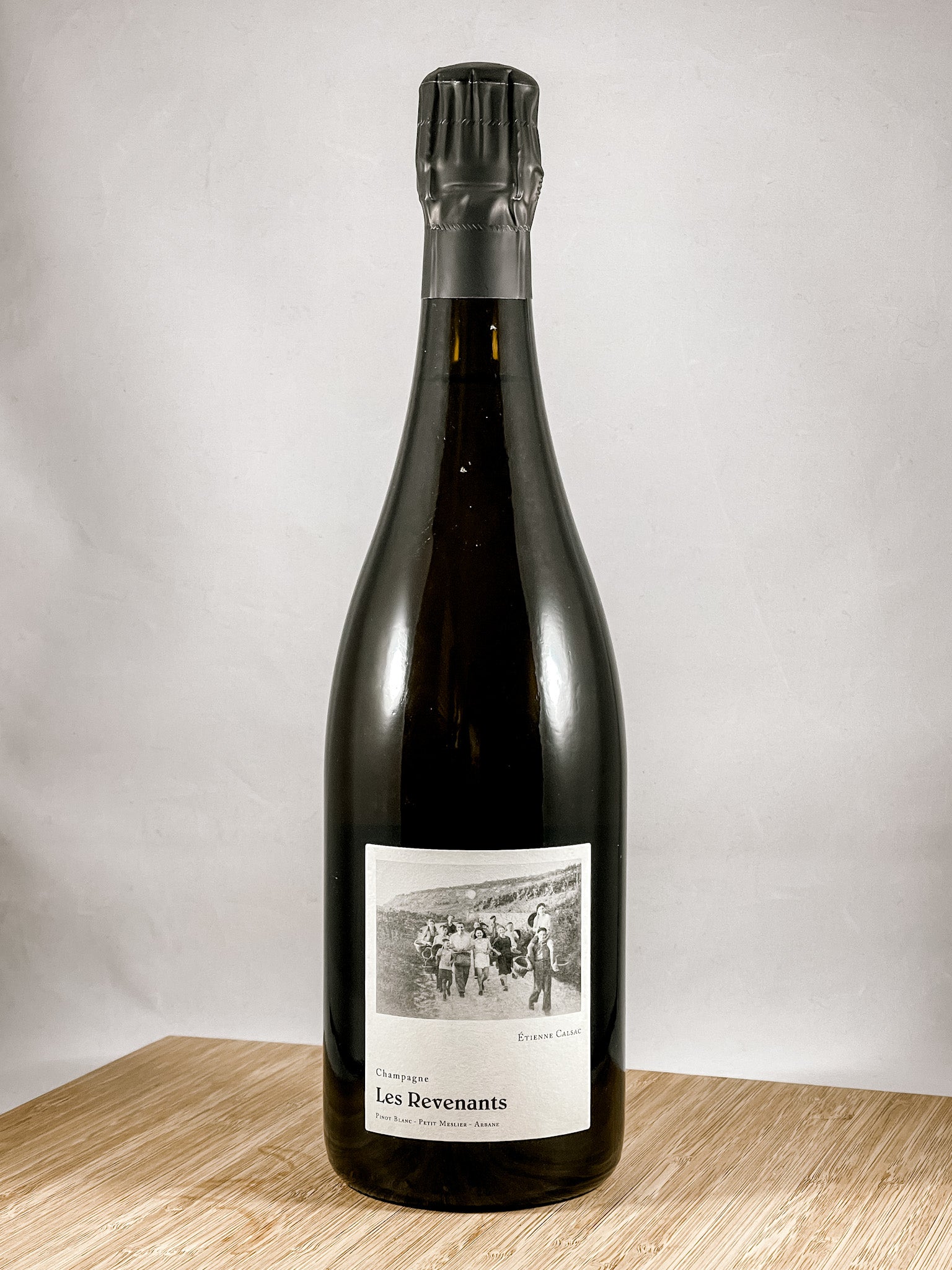 Les Revenants レ ルヴナン 2022年 シャンパン 750ml EtienneCalsacLesRevenants_1536