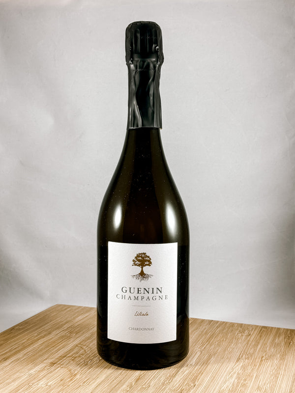 Guenin Champagne part of our monthly Bubbles club subscription. Curated shipments of clean farmed, small batch champagnes and sparkling wines. A great gift for any occasion.